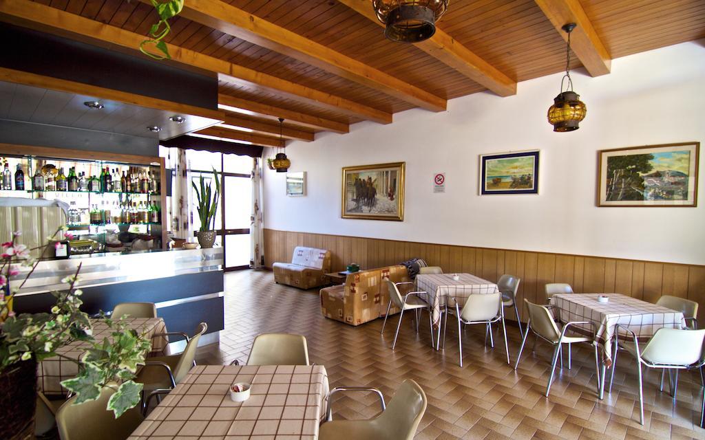 Hotel Villa Tua Riccione Exteriér fotografie